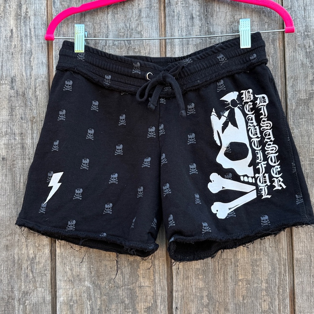 Beautiful Disaster RETIRED Raw Hem Skull Design Black Sweat Shorts Size S